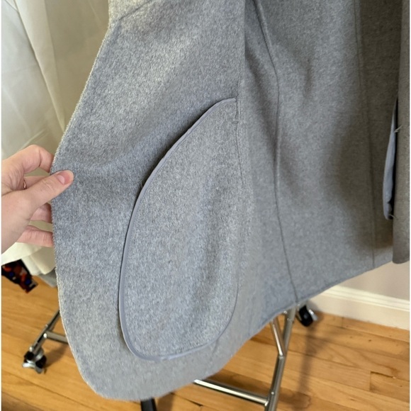 Tahari Women’s Marla Wool Caped Gray Coat Size Small - Picture 15 of 16